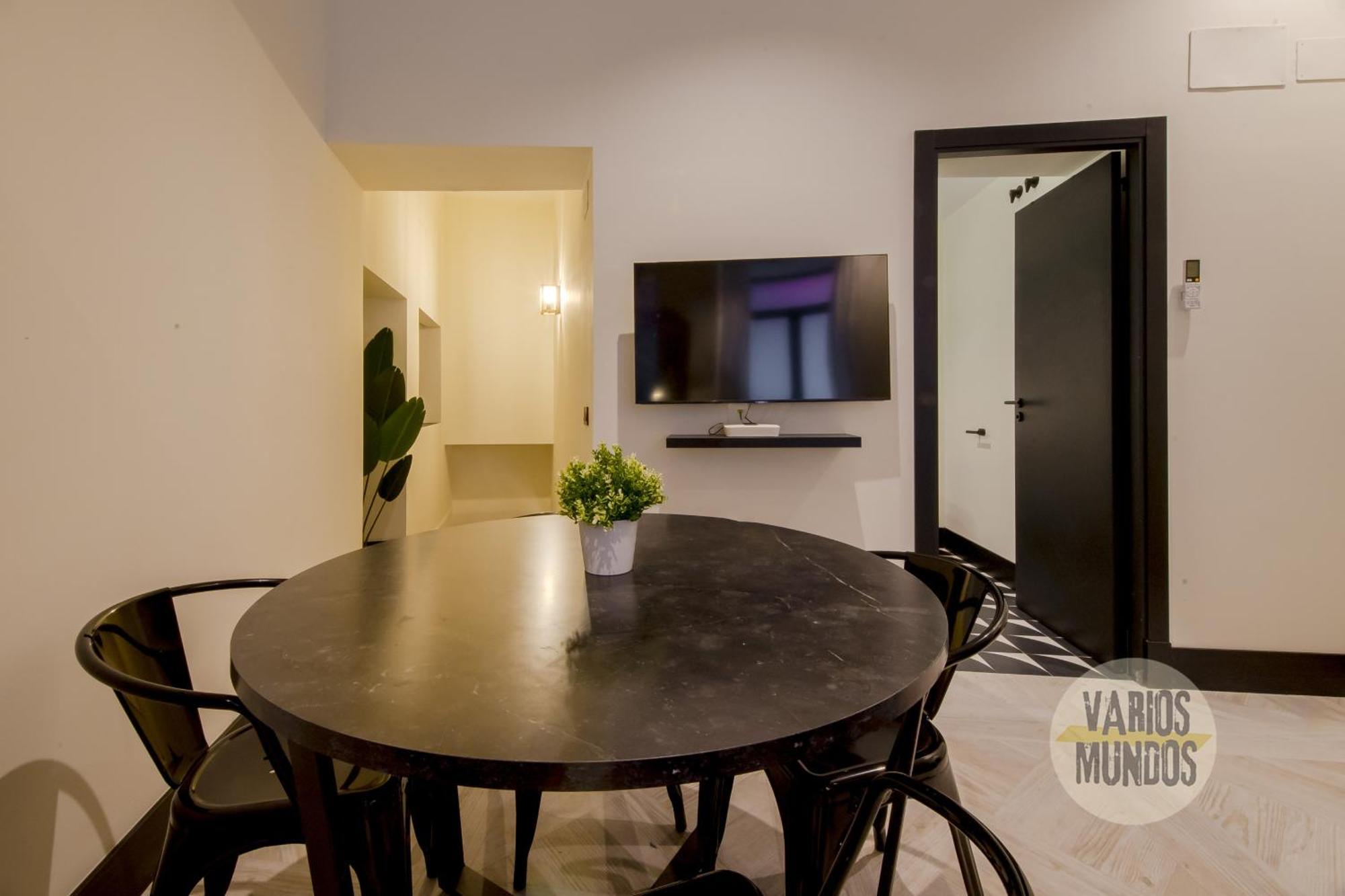 Deluxe Apt En El Centro De Madrid Para 9Pax Apartment Luaran gambar